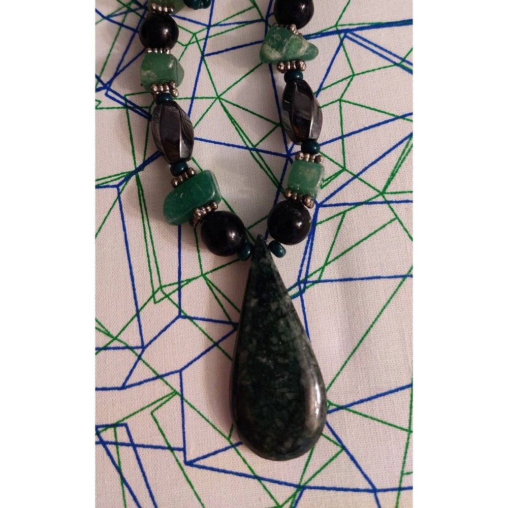 Necklace dark and light green jade gem stone 25 inch long